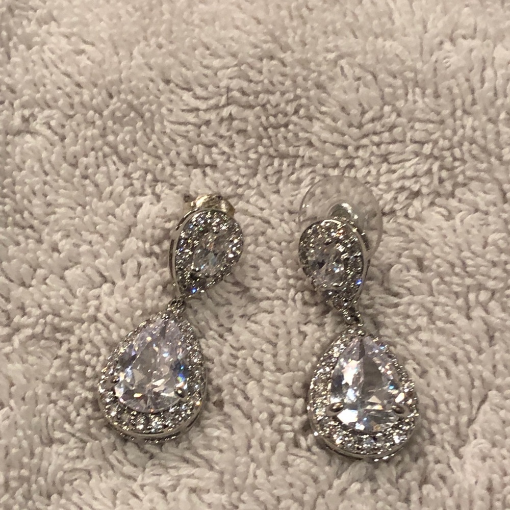 Costume teardrop earrings